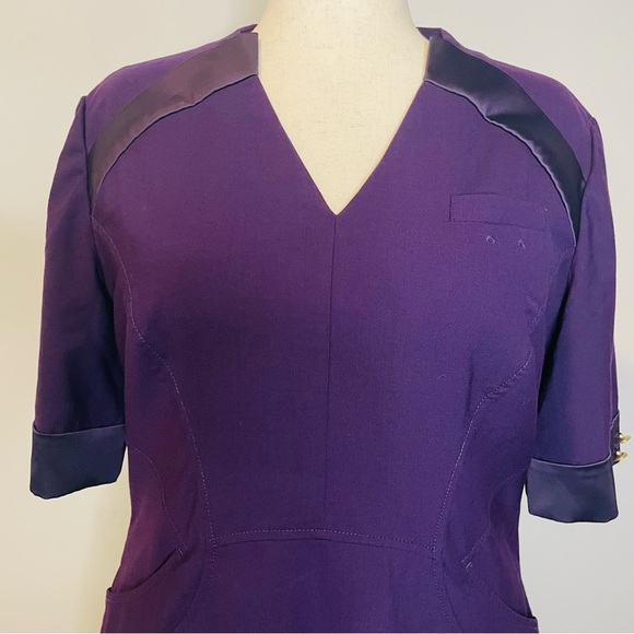 Delta Airlines Zac Posen Flight Attendant Dress Passport Plum, Gold Buttons - Picture 16 of 16